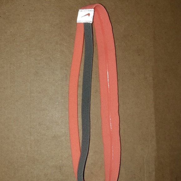 Nike Accessories - Nike headband Nike Accessories - Nike headband